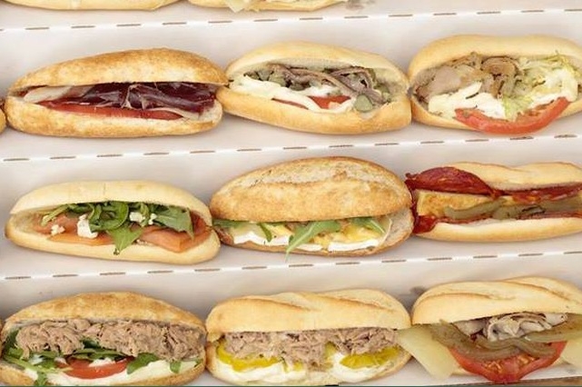 100 montaditos tapas bar firenze
https://www.facebook.com/100montaditosfirenze/photos/a.1660089377571053.1073741829.1660057904240867/1794528244127165/?type=3&theater