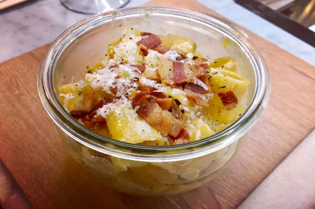 eggs campo de' fiori ristorante uova carbonara nuova apertura migliori ristoranti non turistici di roma