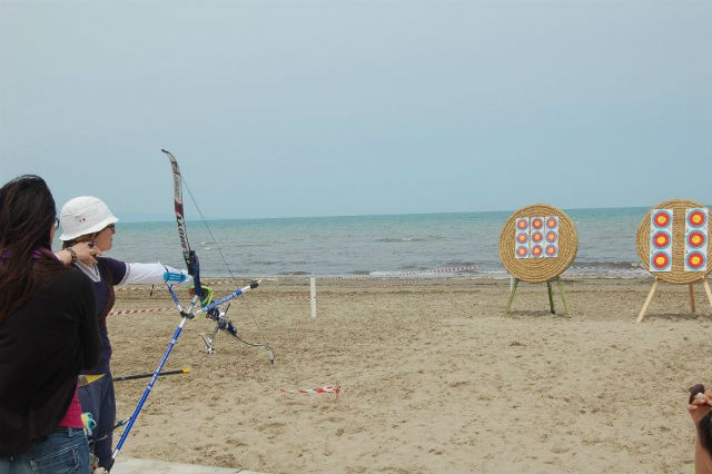 stabilimento balneare barletta bagno27 ponente foto da facebook https://www.facebook.com/bagno27ventisette/photos/a.243132729121303.39990.163984510369459/243133265787916/?type=3&theater