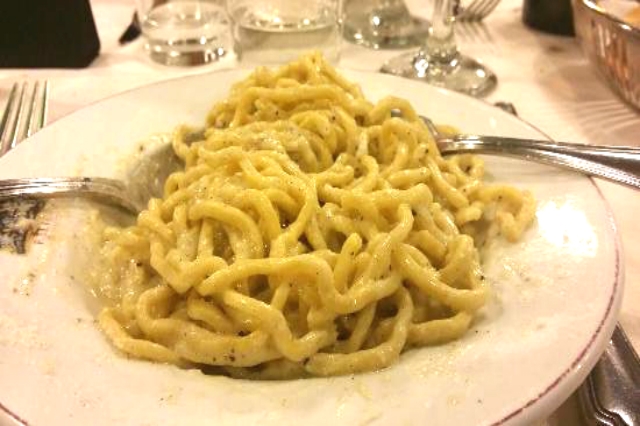 da felice trattoria testaccio cacio e pepe trattorie storiche di roma ristorante cucina romana