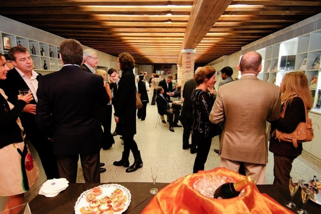 locali opere arte venezia dogana café