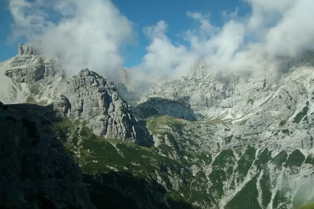 val canzoi