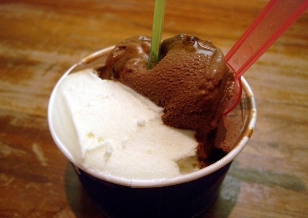 gelateria gelato panna e cioccolato bergamo