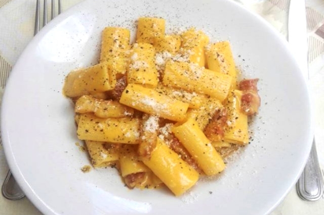 enzo al 29 trastevere trattoria carbonara cena fuori con gli amici roma
