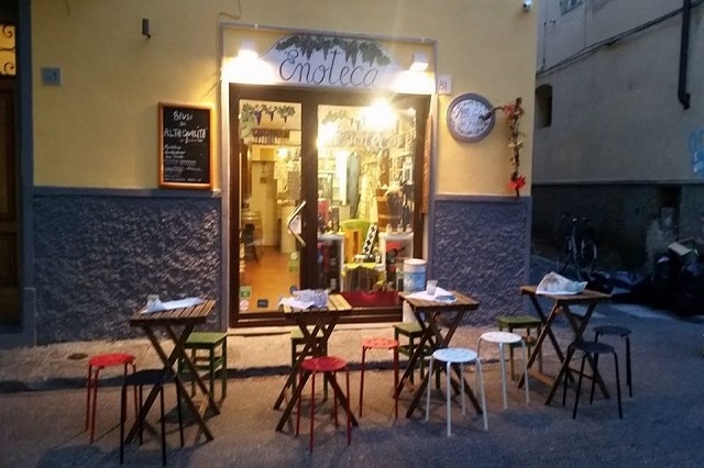 alla sosta dei papi https://www.facebook.com/allasostadeipapi/photos/a.1419329518296398.1073741828.1419325601630123/1895035190725826/?type=3&theater