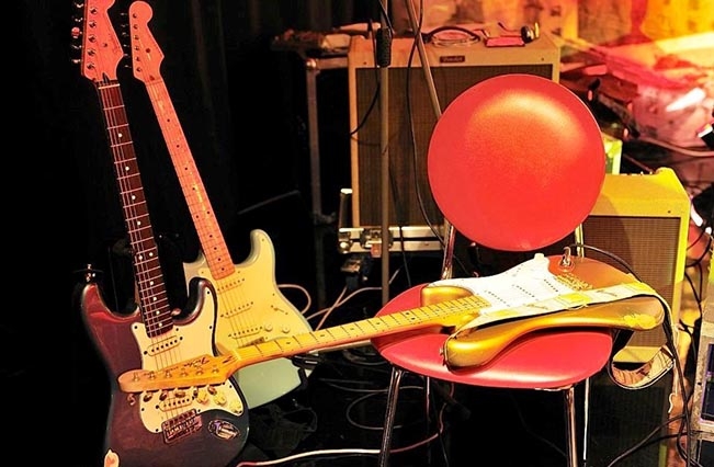live bar