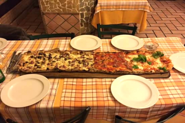 isola d'oro fiumicino pizza al metro migliori pizzerie sul mare di roma pizza alla pala cena fuori gusti unici
