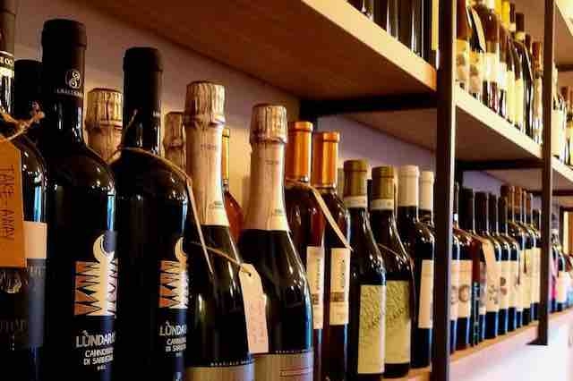 caffineria milano vino