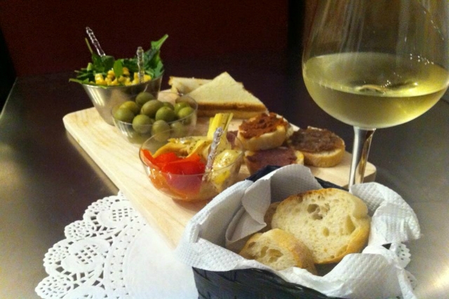 lo chat noir centocelle aperitivo migliori aperitivi all'aperto a roma