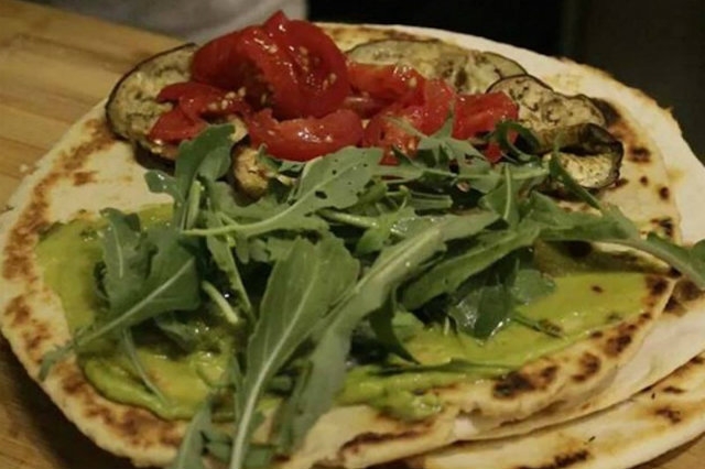 dove mangiare piatti emiliani e romagnoli a lecce e provincia, piadina, piadina salentina