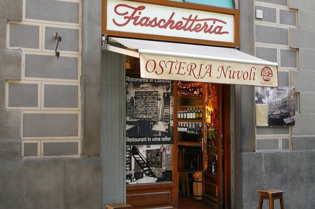 nuvoli https://www.facebook.com/441266902611852/photos/a.629518647120009.1073741828.441266902611852/629518707120003/?type=3&theater