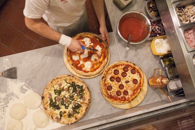 le carceri pizze firenze
https://www.facebook.com/lecarceri/photos/a.1332259090203317.1073741832.154463764649528/1332260060203220/?type=3&theater