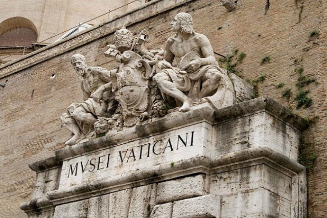 cosa fare ad agosto a roma ferragosto musei vaticani apertura serale notturna cultura a roma visite guidate tour