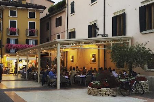 portichetto lazise