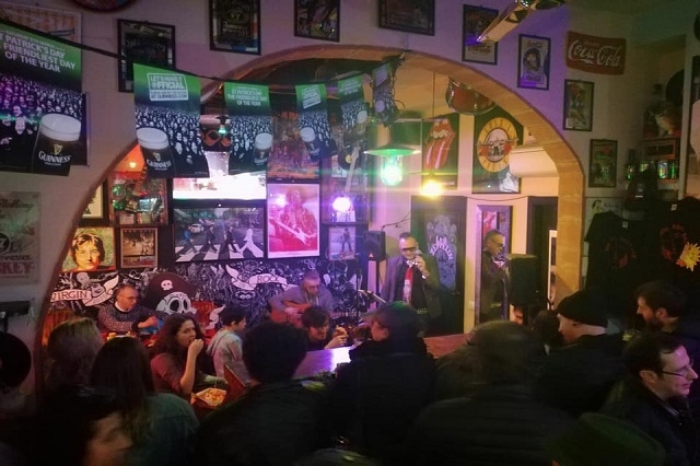 virgin rock pub https://www.facebook.com/1649028128712774/photos/a.2055305821418334.1073741861.1649028128712774/2062306994051550/?type=3&theater