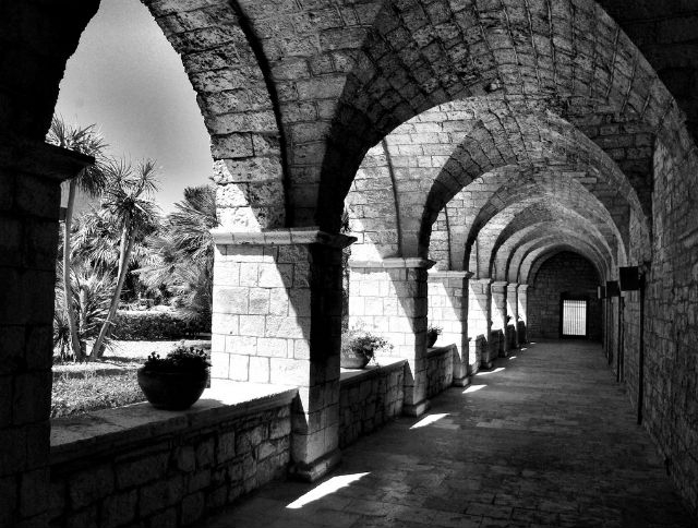 monastero trani chiesa monumento storia foto da flickr https://www.flickr.com/photos/unita36/3523813256/in/photolist-8dkenq-dbenn5-amqfpf-ecncej-ecgay8-amfg7y-amctxh-dbejye-9ag4ot-fadefw-6nosuy-dc8czk-fjcpt-9pqbdu-dbeklj-amctvd-8mknpc-ast5ks-dc8dwg-asqvbr-astusj-asgm7d-asfxzc-3eswmj-astewc-asqvik-asjh71-asfgda-asfaa4-astnkb-asqez6-astbuu-astrcd-asituh-asqn6v-dbehz6-asikaa-asteq3-asiu2b-asguzf-95cfhj-8dxs4r-8u7waf-6xcmsu-mdserz-9dryhv-6x8mwg-bsdm1a-6g3oo9-6fyhlp/