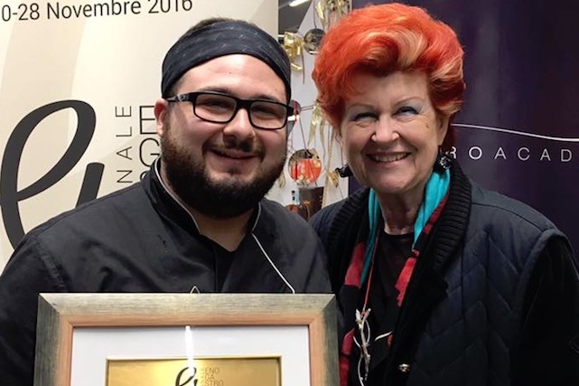 https://www.facebook.com/trattoriaginone/photos/a.579663112119208.1073741827.579661355452717/1236263033125876/?type=1&theater
cristian civale da ginone giovani chef firenze