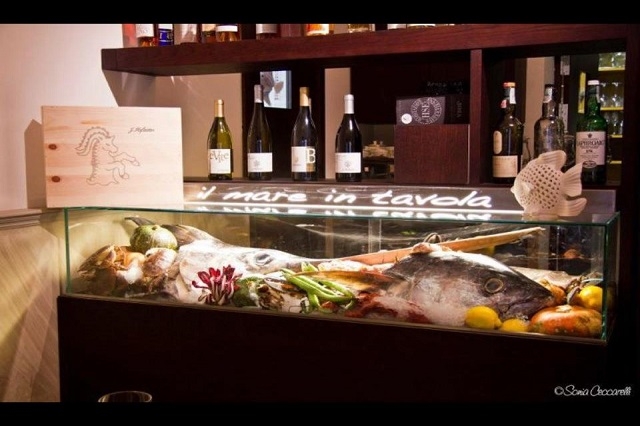 ristorante acquapazza
https://www.facebook.com/acquapazza.firenze/photos/a.1001106756590907.1073741826.1001106569924259/1001119329922983/?type=3&theater