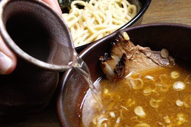 hibiki-àn firenze
https://www.facebook.com/hibikianfirenze/photos/a.1714996482046048.1073741829.1711132902432406/2001340190078341/?type=3&theater