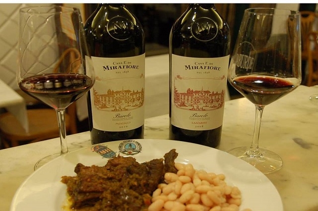 da burde cena di degustazione https://www.facebook.com/da.burde/photos/pb.153270465796.-2207520000.1446737570./10153671215795797/?type=3&theater