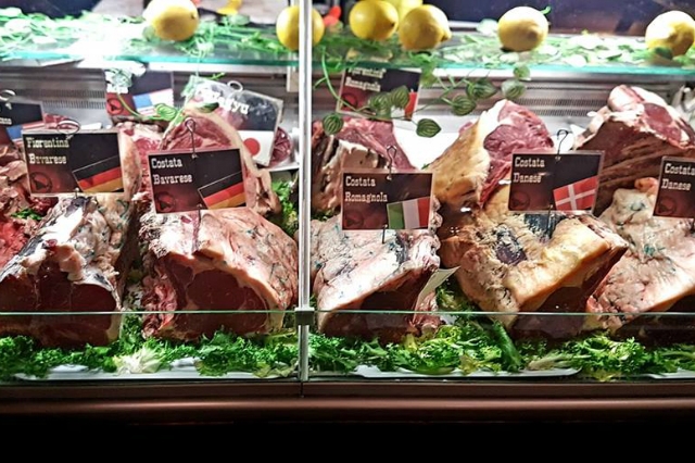 migliori bistecche alla fiorentina roma carne alla brace i carnivori tuscolano