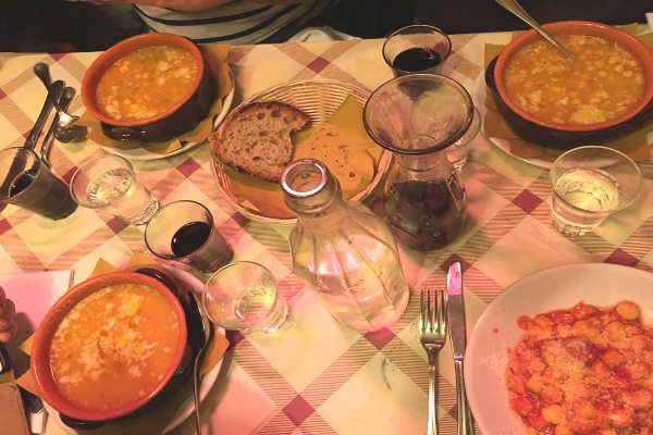 enzo al 29 via dei vascellari trastevere roma trattoria tipica low cost dove mangiare a poco nel centro storico di roma cucina romana