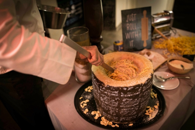 sapori dal mondo pecorino cacio e pepe pasta cucina italiana primi piatti allyoucaneat roma hotel a.roma casaletto