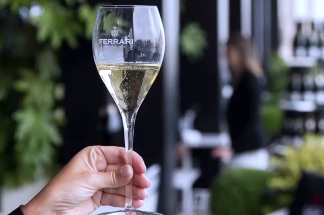 dove fare aperitivo con il vino a padova e dintorni