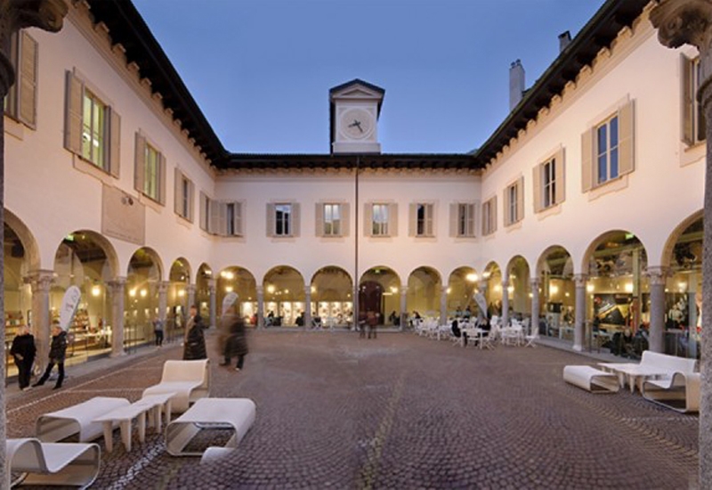 chiostro nina vinchi