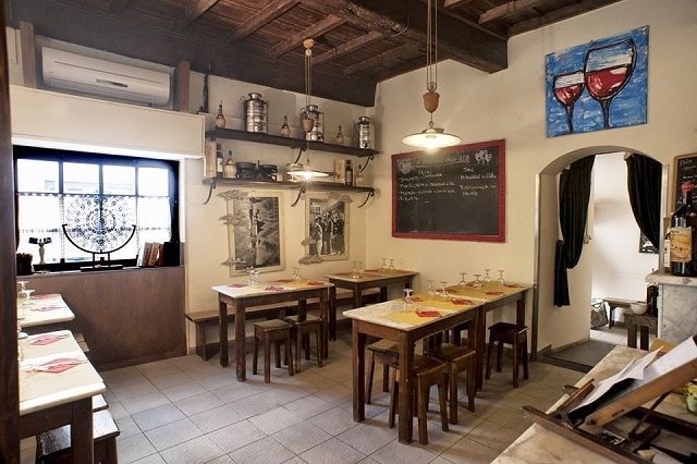 la pentola dell'oro firenze https://www.facebook.com/651563468283468/photos/pb.651563468283468.-2207520000.1452853911./666787926761022/?type=3&theater