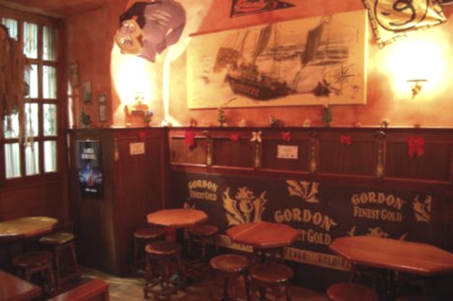 jamboree pub parioli dive bar migliori roma drink snack vita sociale dopo cena