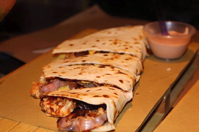 mucho macho piada