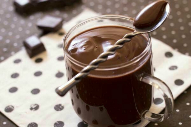 scopri dove gustare un'ottima cioccolata calda a napoli
