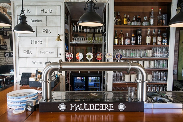 https://www.facebook.com/maulbeerebirreria/photos/a.712333952307792/735247603349760/?type=3&theater, maulbeere