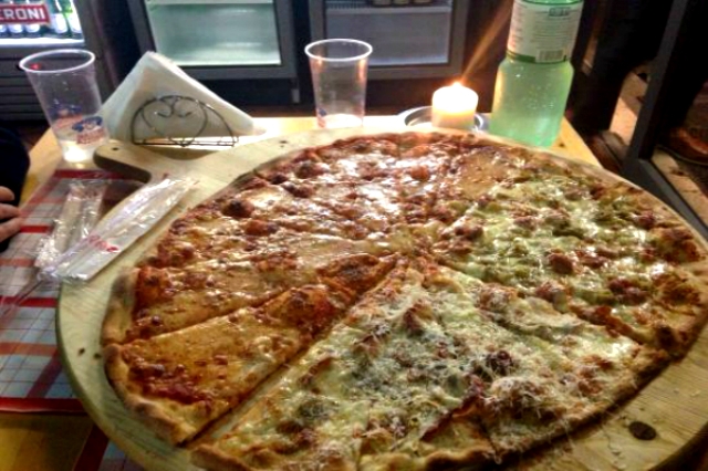 pizzeria da luca il campione ostia lido pizza alla pala romana bassa migliori pizzerie sul mare di roma cena fuori ristorante
