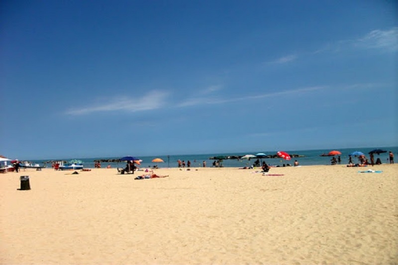 spiaggia libera pescara