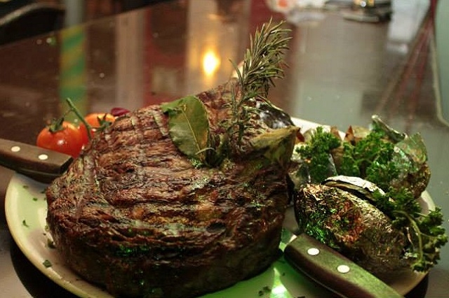 colonial inn carne barbecue