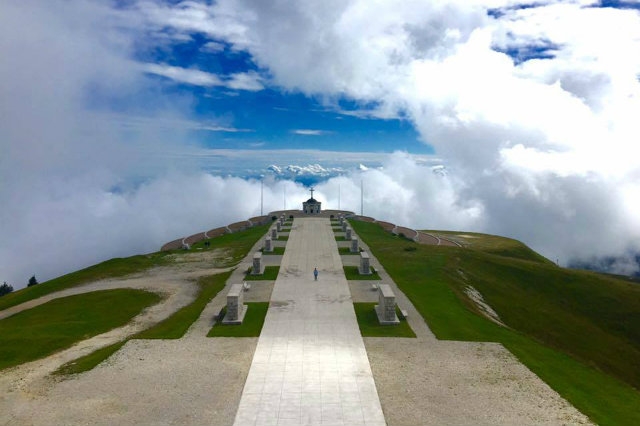monte grappa bassa https://www.facebook.com/visitmontegrappa/photos/a.1724265997839795.1073741829.1719838758282519/1731199400479788/?type=3&theater