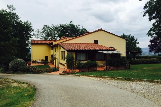 agriturismo petrognano https://www.facebook.com/204012809667027/photos/a.599642110104093.1073741828.204012809667027/811311712270464/?type=3&theater