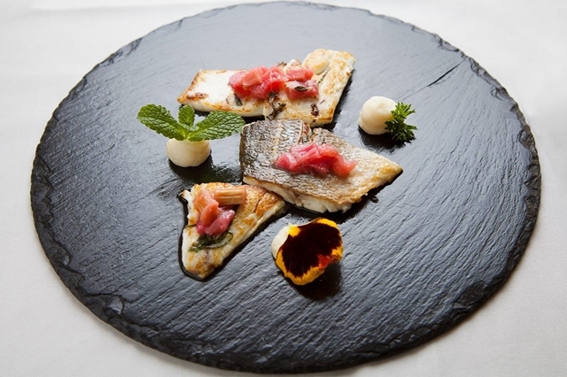 campisi https://www.facebook.com/campisiristorante/photos/a.383632268412246.1073741829.380414338734039/1565135310261930/?type=3&theater
