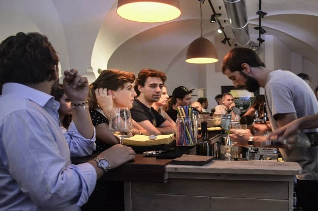 the speakeasy 23 firenze https://www.facebook.com/speakeasyfirenze/photos/a.1443880932553298.1073741830.1433344570273601/1443883672553024/?type=3&theater
