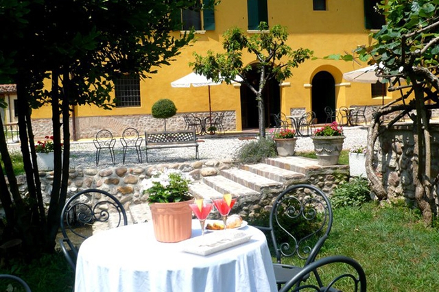 agriturismo villa dei mulini (volta mantovana, mn)