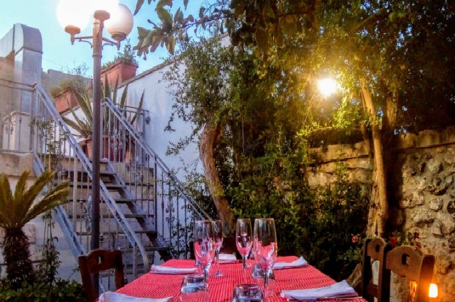 le tre forchette bagnolo salento giardino cena