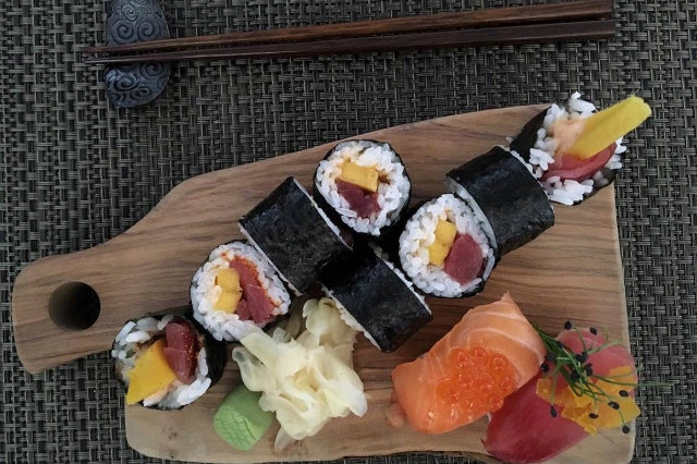 fusion bar&restaurant aperitivo japan style
credits https://www.facebook.com/thefusionbar/?fref=ts