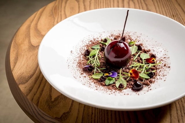 metamorfosi https://www.facebook.com/metamorfosirestaurant/photos/a.448970735155560.117385.154312534621383/1421659934553297/?type=3&theater