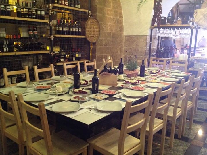 cantiere del gusto bari foto da pagina facebook https://www.facebook.com/371729026292185/photos/pb.371729026292185.-2207520000.1443448833./736447636486987/?type=3&theater