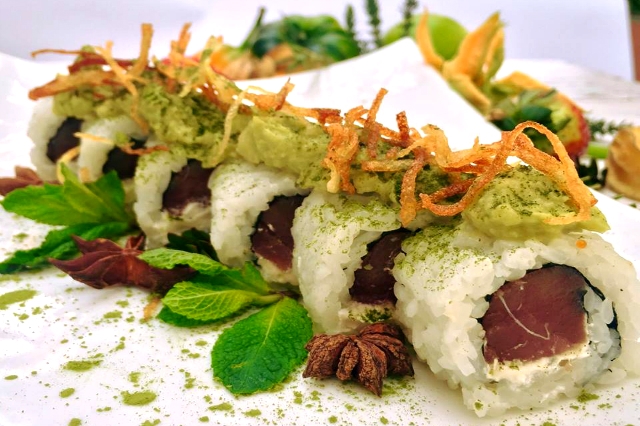 coffee pot sushi guacamole dove mangiare il guacamole a roma messicano giapponese fusion