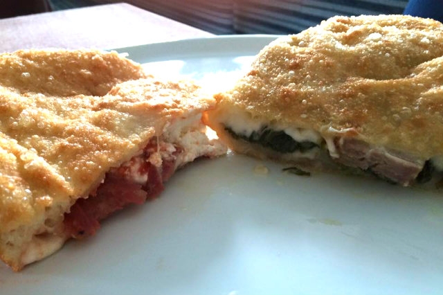 calzone fritto partenope treviso