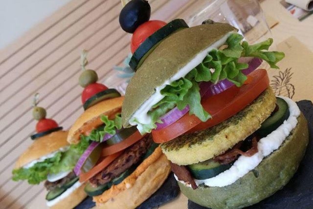 burger vegano roma campo de fiori universo vegano