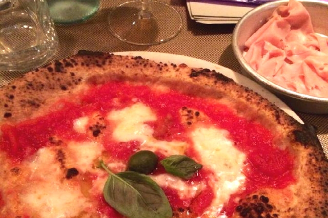 dove mangiare pizza napoletana milano
